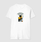 Camiseta PROCURANDO NO MANUAL COMO LIDAR COM GENTE SEM NOÇÃO.