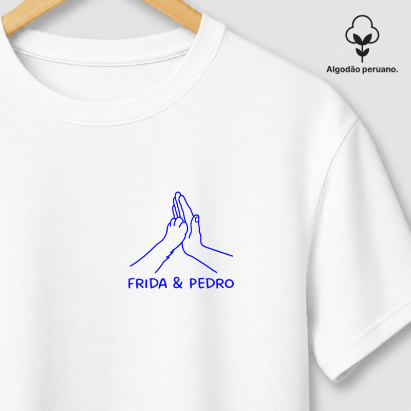 Camiseta BETTER TOGETHER | Algodão Peruano | Personalize com os nomes dos seus pets